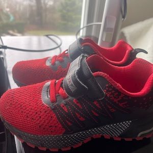 KUBUA Kids Sneakers, Boys Girls Running Tennis Shoes Lightweight Breathable